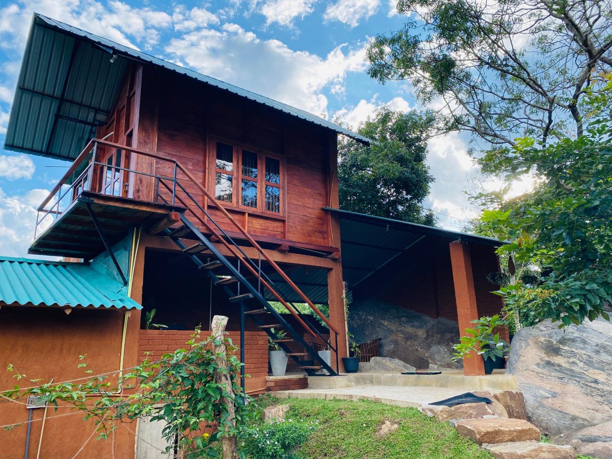 Lion Wood Treehouse Villa Talkote Luaran gambar