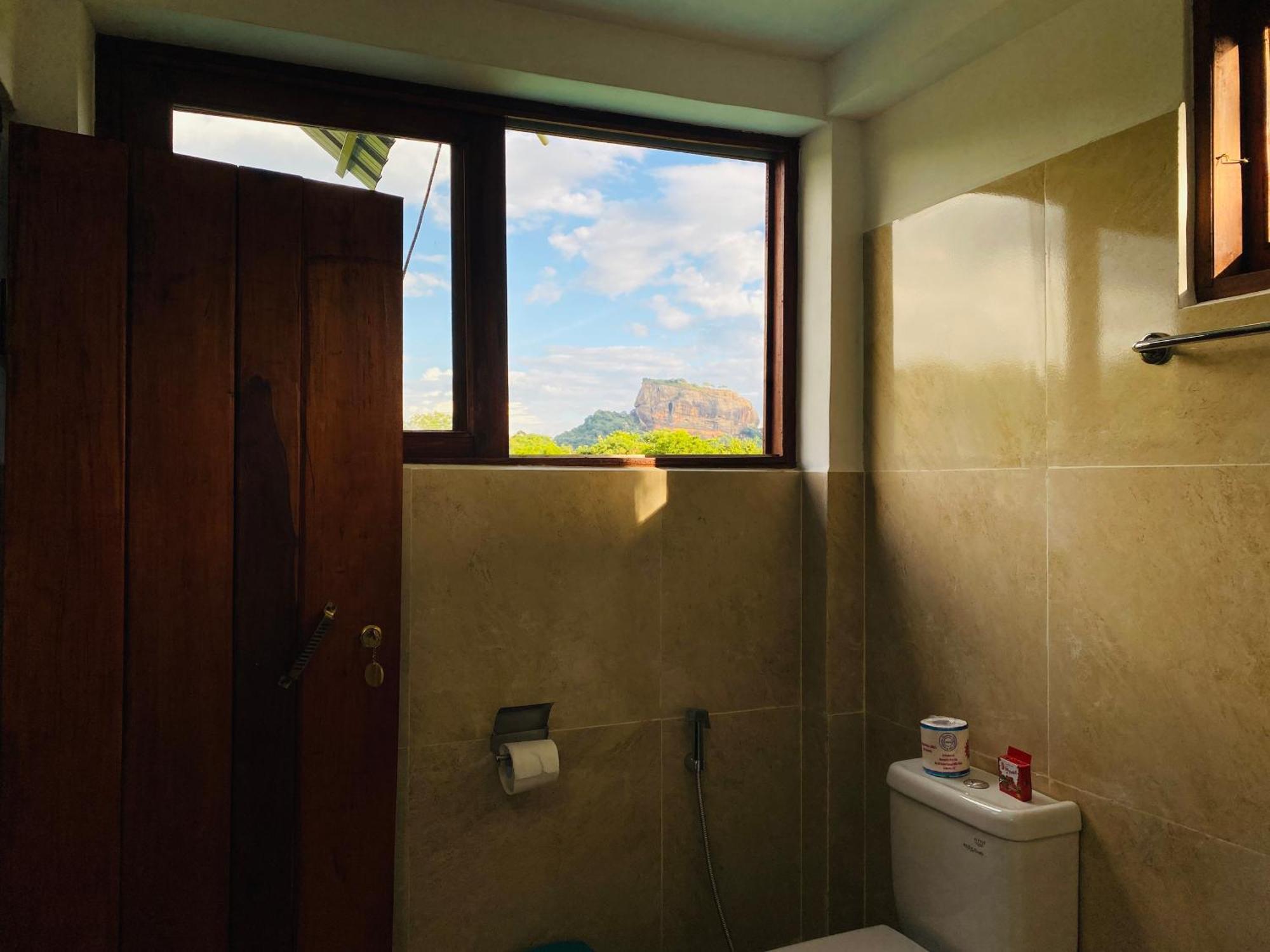Lion Wood Treehouse Villa Talkote Luaran gambar
